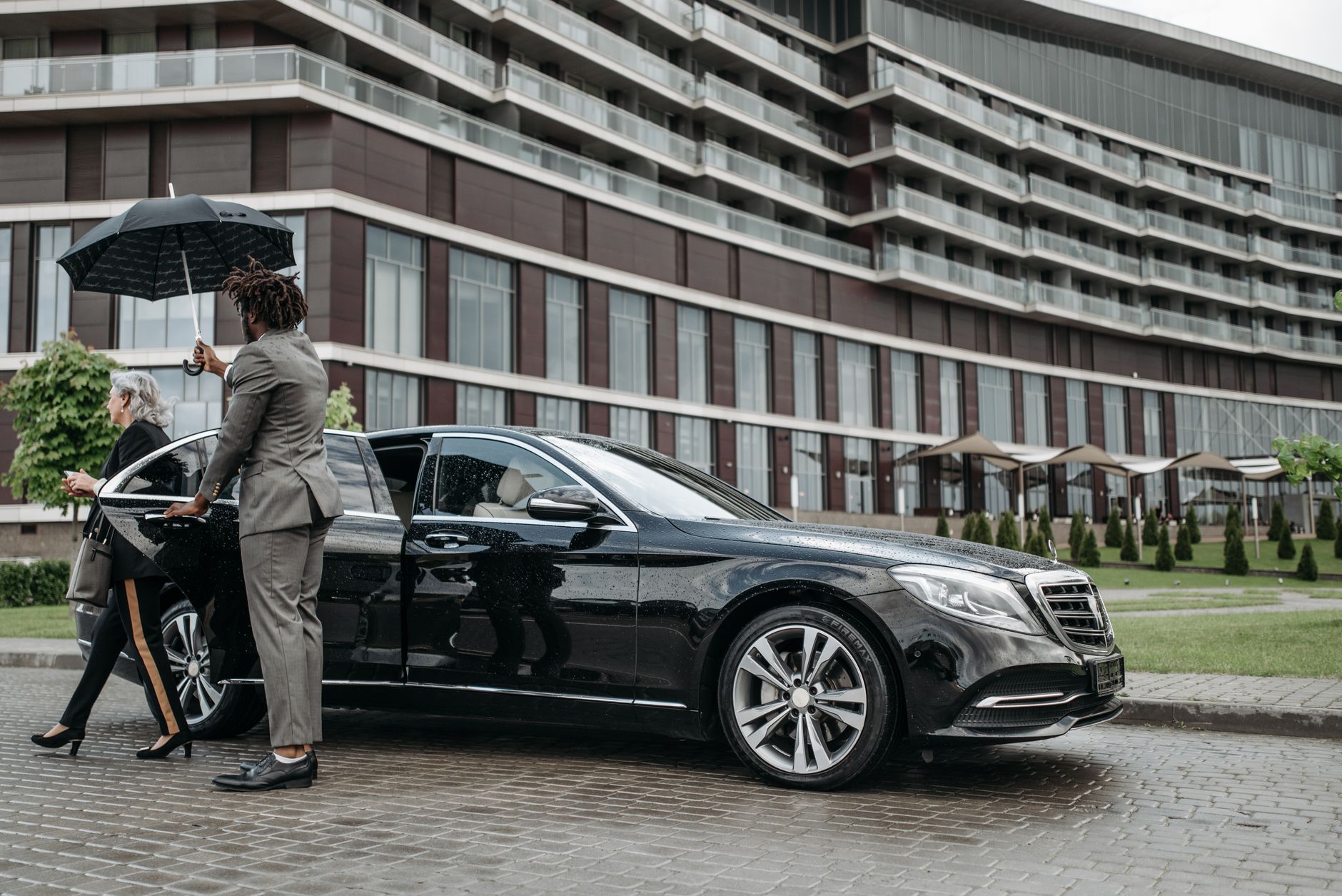 Chauffeur privé équipe à Saint-Laurent-du-Maroni